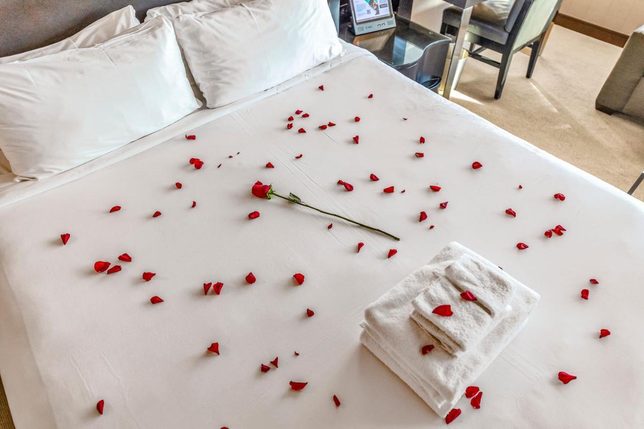 Vdara Beautiful Suite On 22Nd Flr Free Valet Parking 拉斯维加斯 外观 照片